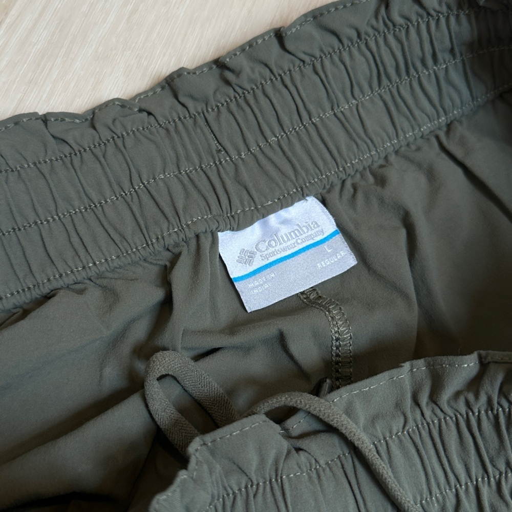 Columbia Uptown Crest™ Joggers – Stone Green – Size L - Picture 7 of 7